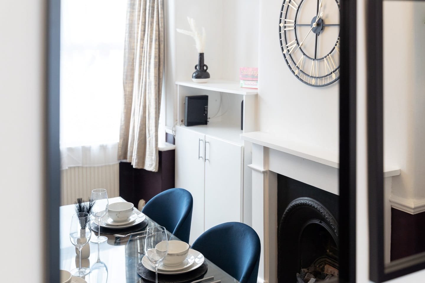 Watford Casa: dining detail 1